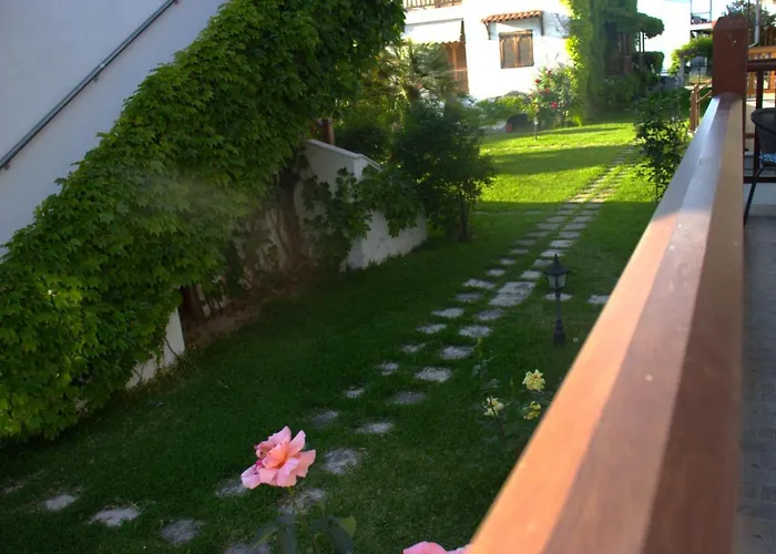 Garden Apartmán Pefkochori